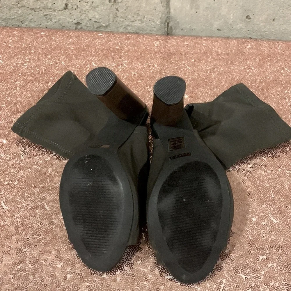 Cape Robbin Olive Connie-3 Peep Toe & Heel Lycra Elastic Bootie-SZ 6.5 - Picture 7 of 7